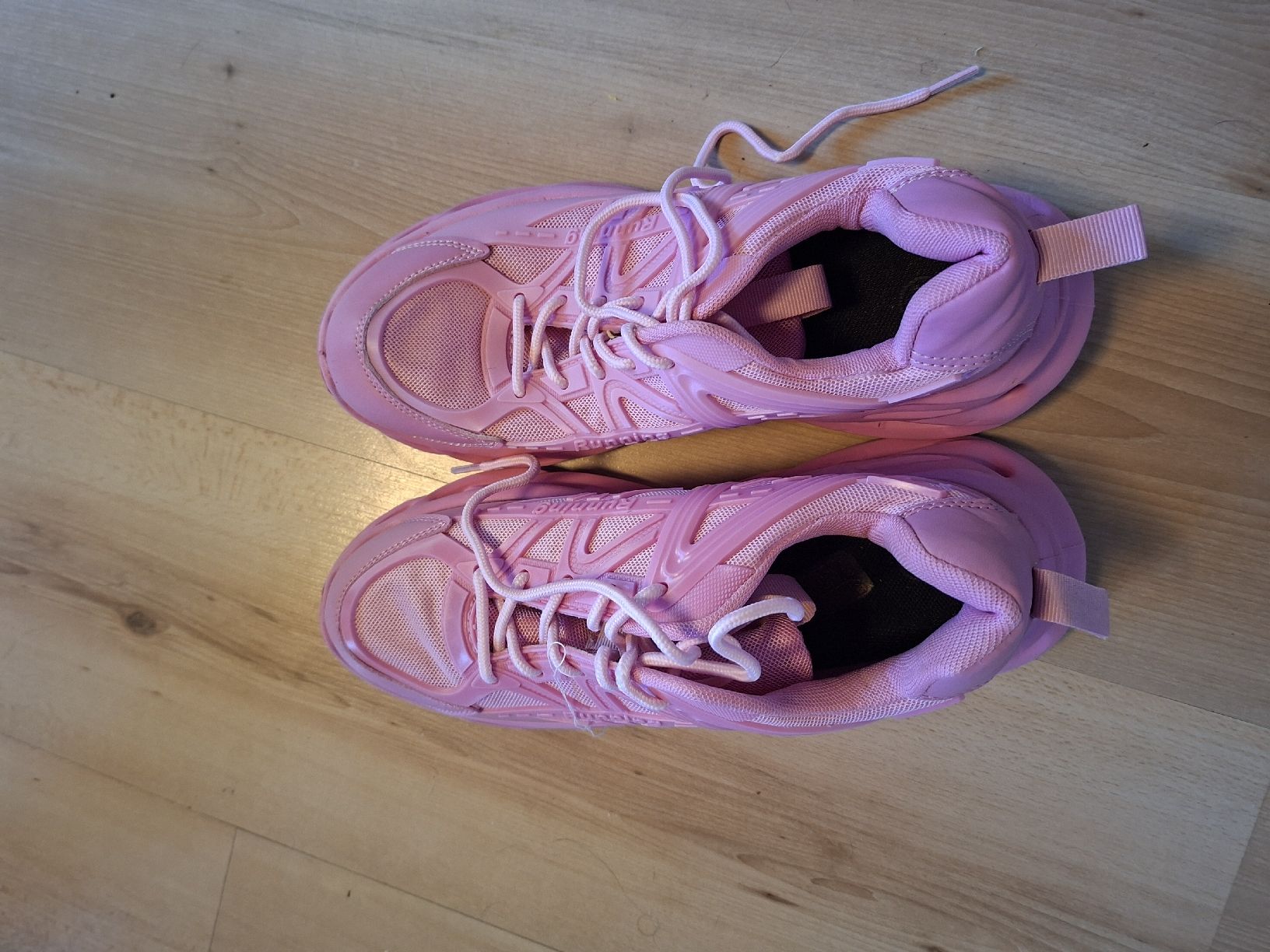 Scarpe da uomo: Schuhe rosa – Usato da Wolfhalden venduto da goovy