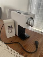 Delizio Kapselmaschine weiss mit Entkalker neu