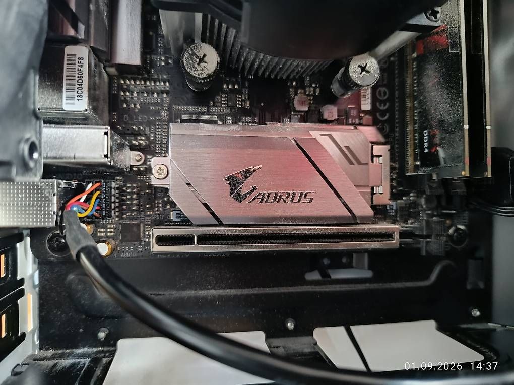 PCs: Gaming PC Phanteks Gehäuse Aorus Mainboard gebraucht – D'occasion à Rümlang par Poli22 4