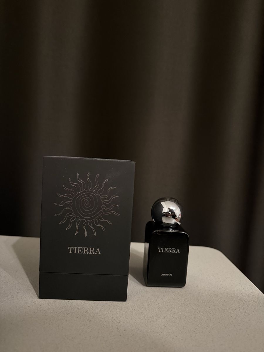 Profumi & Eau de Toilette: Pernoire Tierra  – Usato da Oftringen venduto da alp_qpc5