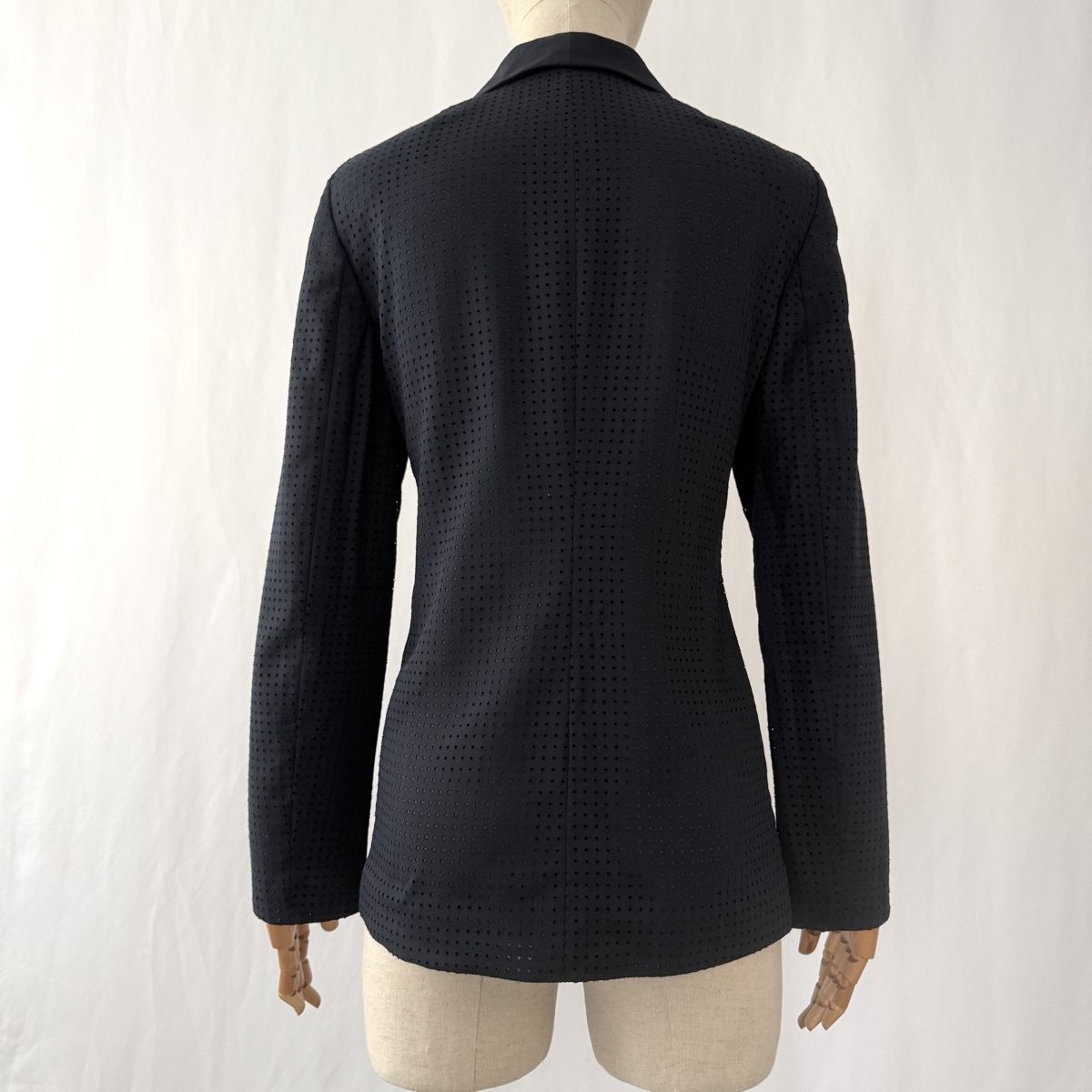 Akris Giacche: AKRIS Perforated Blazer – Nuovo (secondo la descrizione) da Emmen venduto da Avviivva_Com2023 4