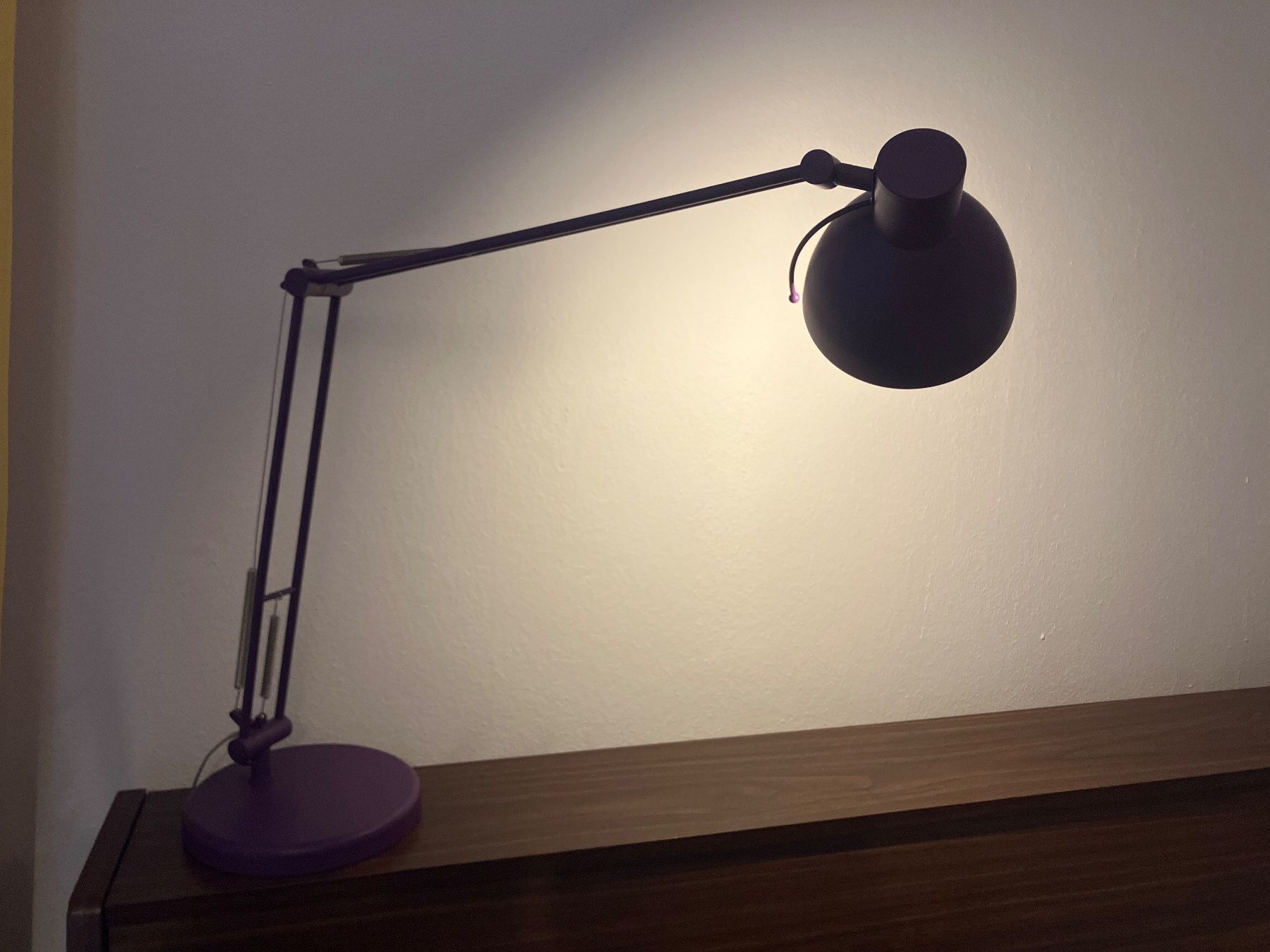 Lampade: Frandsen Tischlampe  violett – Usato da Zürich venduto da 5xnd 3