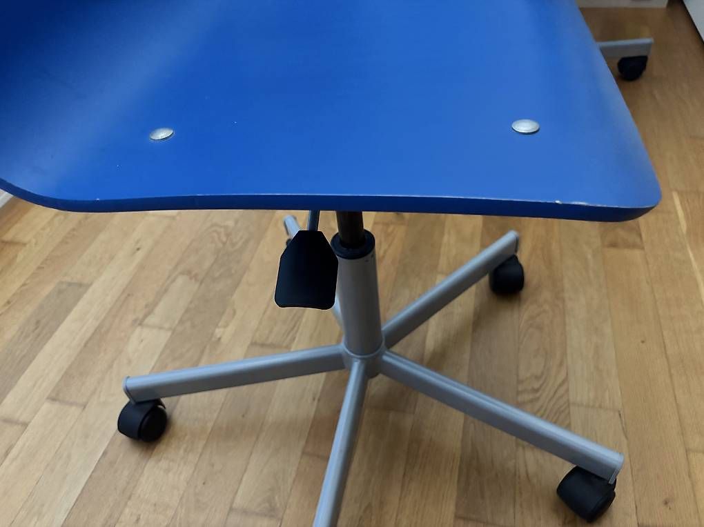 Stühle: Kinder Schreibtischstühle – Gebraucht aus Luzern von pun_m5pj 1