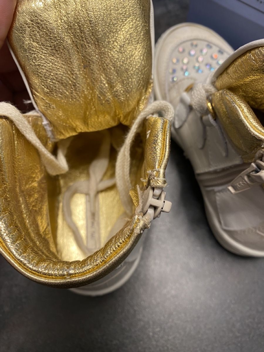Scarpe per ragazze: Schuhe Mädchen Grösse 24 – Usato da Rapperswil SG venduto da nina_201306 3