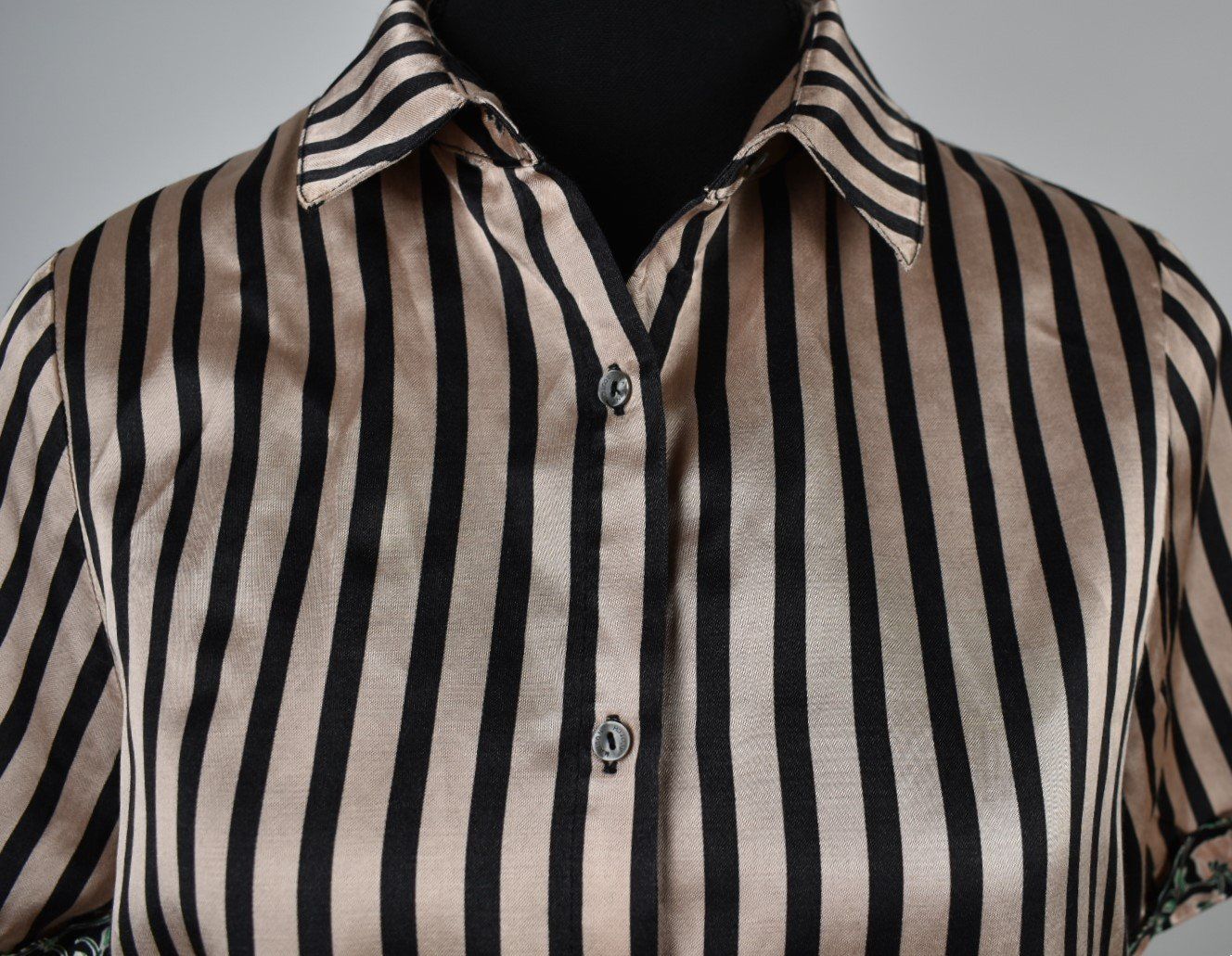 Maison Scotch Blusen: Scotch & Soda Bluse, Satinoptik, Gr.S – Gebraucht aus Nürensdorf von 2ND_STORY 1
