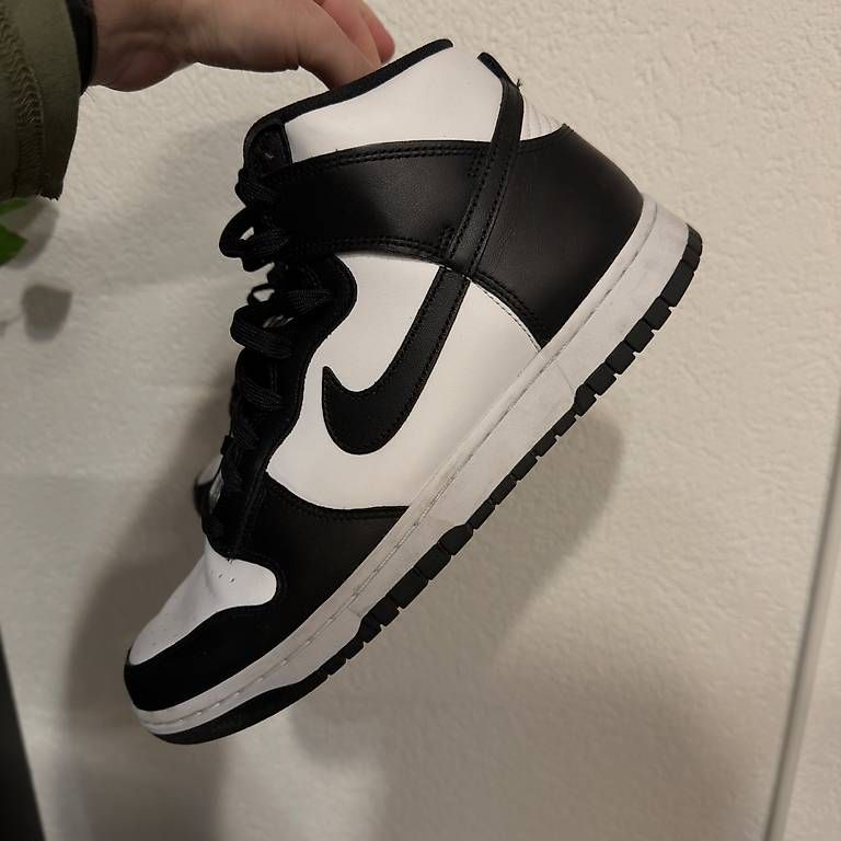 Scarpe da uomo: Nike Dunk Retro 44.5 noires/blanches – Usato da Vevey venduto da diogodasilva_ 1