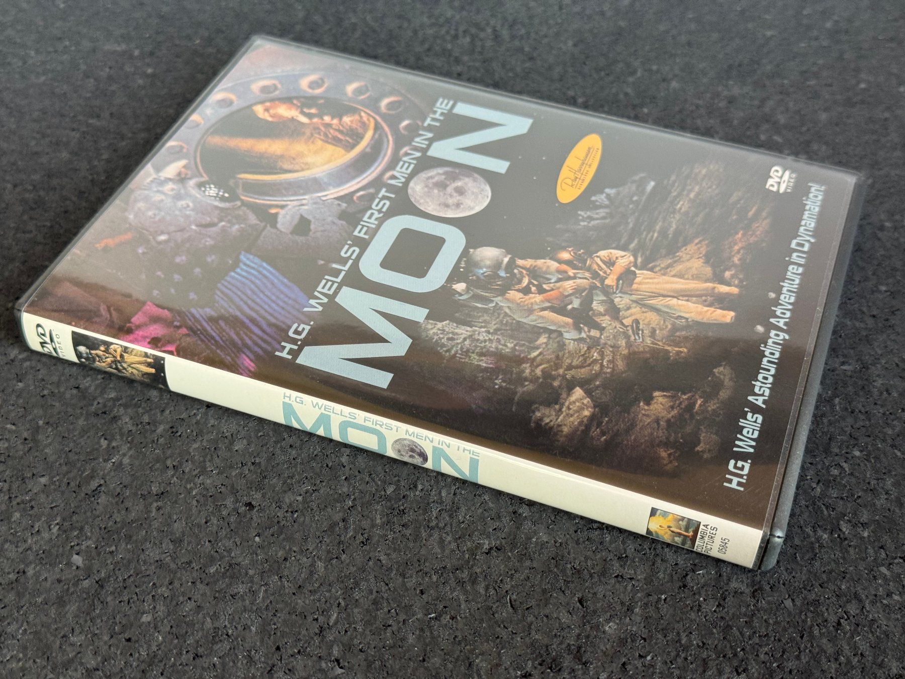 Tutti i DVDs: H.G. Well's first men in the MOON DVD EN Ländercode1 – Usato da Fribourg venduto da tschjoly 5