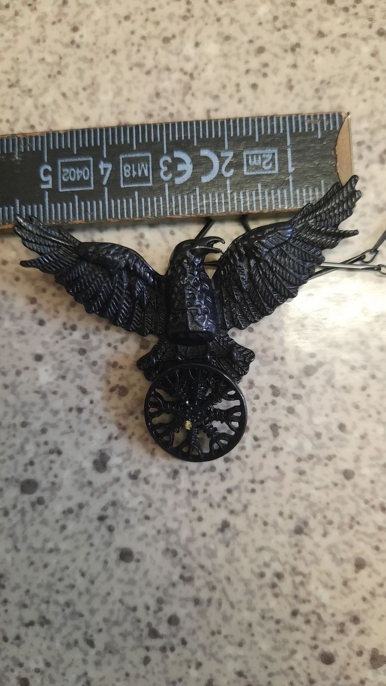 Anhänger: Neu Rabe / Krähe mit Rune – Neu und originalverpackt aus Walenstadt von emynmuil1 1