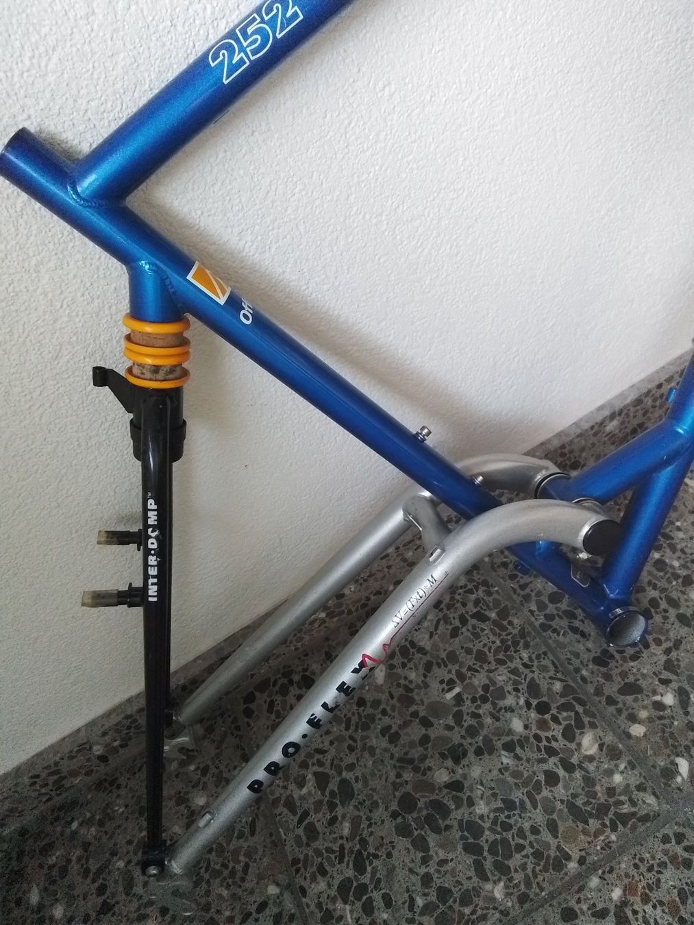 Pezzi di ricambio: PRO-FLEX 252 Offroad Fullsuspension RETRO Rahmen 57 cm NEU – Nuovo (secondo la descrizione) da Rüti ZH venduto da Velo-Jimmy 7