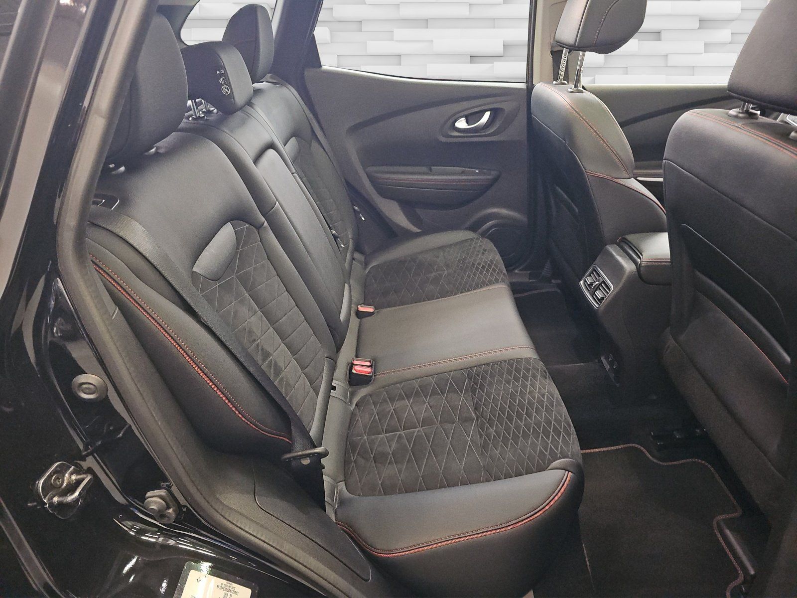 Renault Automobili: RENAULT Kadjar 1.3 TCe 160 Black Edition EDC – Usato da Conthey venduto da garagedunord 8