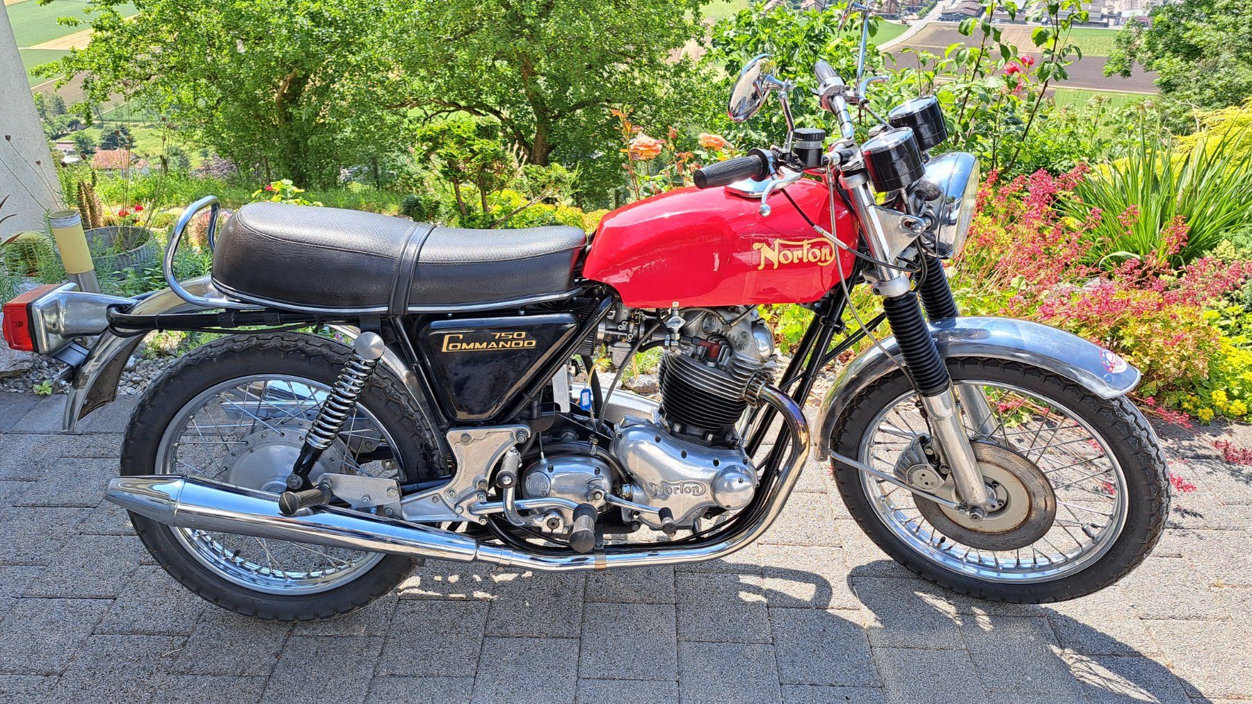 Norton Strada: Norton Commando 750ccm "Combat" – Usato da Belpberg venduto da Reno51 1