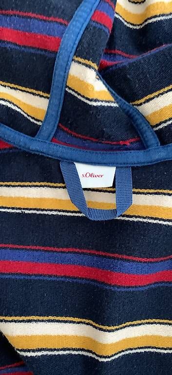 Pullover & Sweatshirts: Jumper – Gebraucht aus Basel von Frani010 2