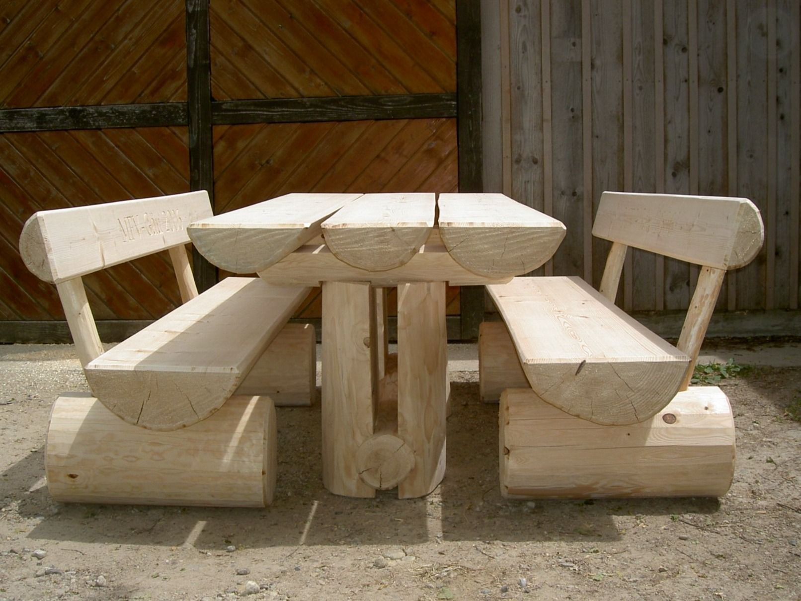 Articoli in legno: Gartenmöbel aus Rundholz/Bretter – Nuovo e nell'imballaggio originale da Heimisbach venduto da Rundholzmoebel 1