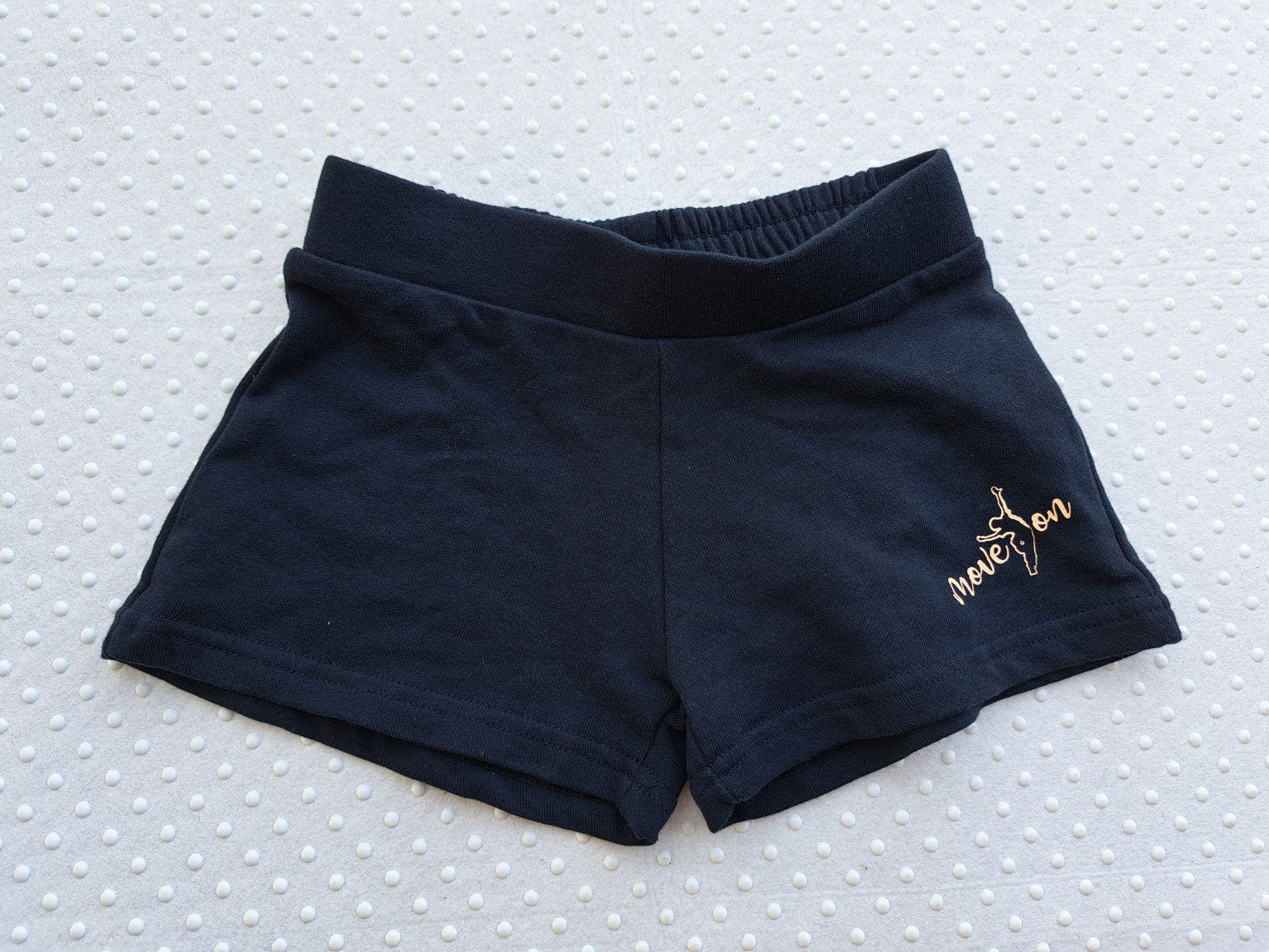 Manor Pantaloni: Neu! Coole Shorts Gr. 110 "move on" Manor – Nuovo e nell'imballaggio originale da Gysenstein venduto da joshuas81