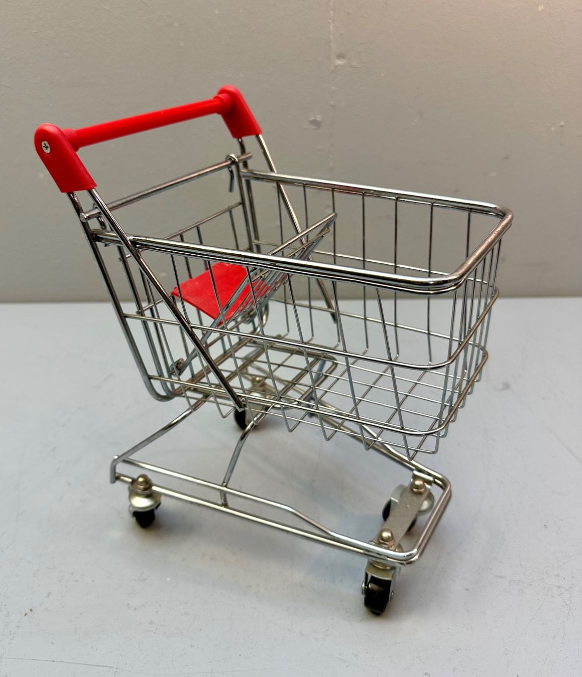 Spielzeuge: MINI EINKAUFSWAGEN AB 1.- !!! – Gebraucht aus Zürich von NIKI777