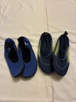 Paar Wasserschuhe / Badeschuhe