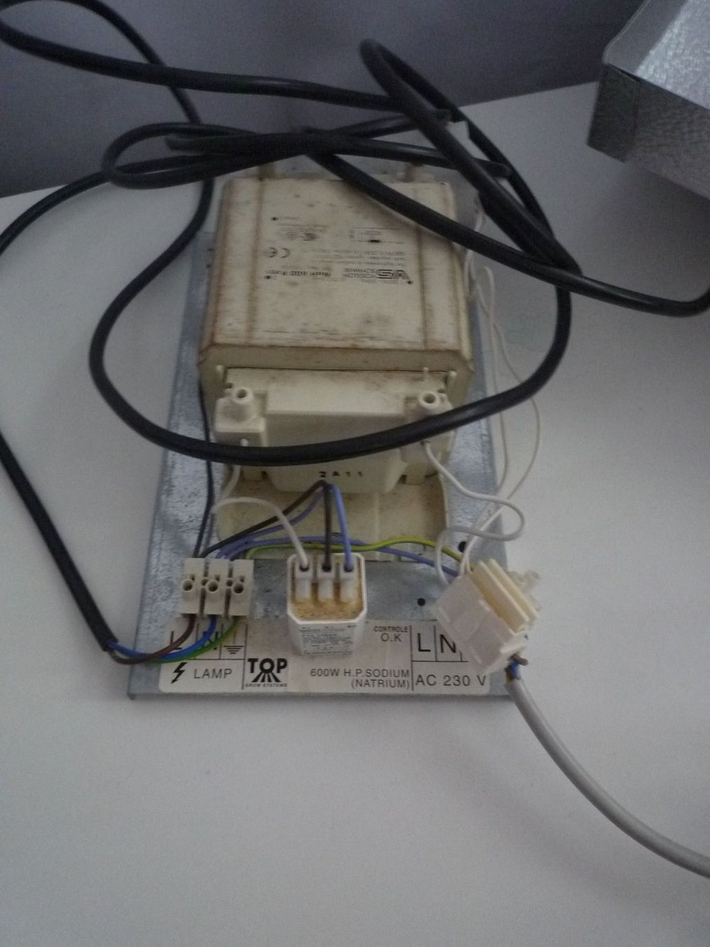 Lampade: Natriumhochdrucklampe * – Usato da Winterthur venduto da speedELEKTRONIK 1