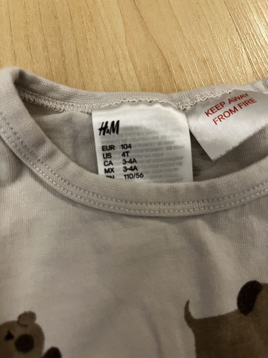 Pyjamas & Ähnliches: Pyjama Grösse 104 H&M – Gebraucht aus Herznach von Leimsa 2