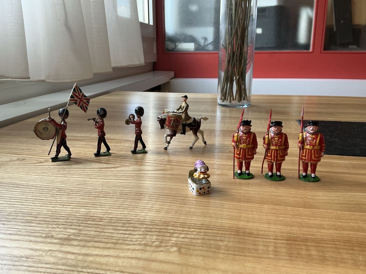 Statuette: Zinnfiguren-Set Garde mit Reiter  – Usato da Männedorf venduto da kuhgel