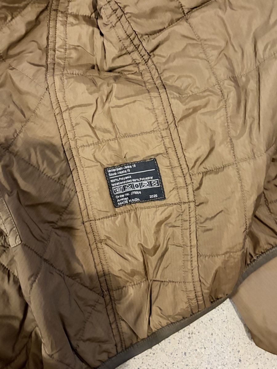 Schweizer Armee Uniformi: MBAS Unterziehjacke 18 | Grösse L – Nuovo (secondo la descrizione) da Chur venduto da VictorVance 3