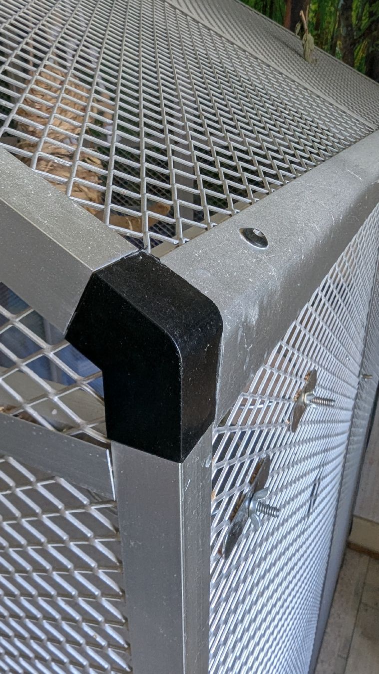 Cages, transport & sécurité: Grosse Vogelvoliere mit Türe – D'occasion à Rupperswil par Svelos 4