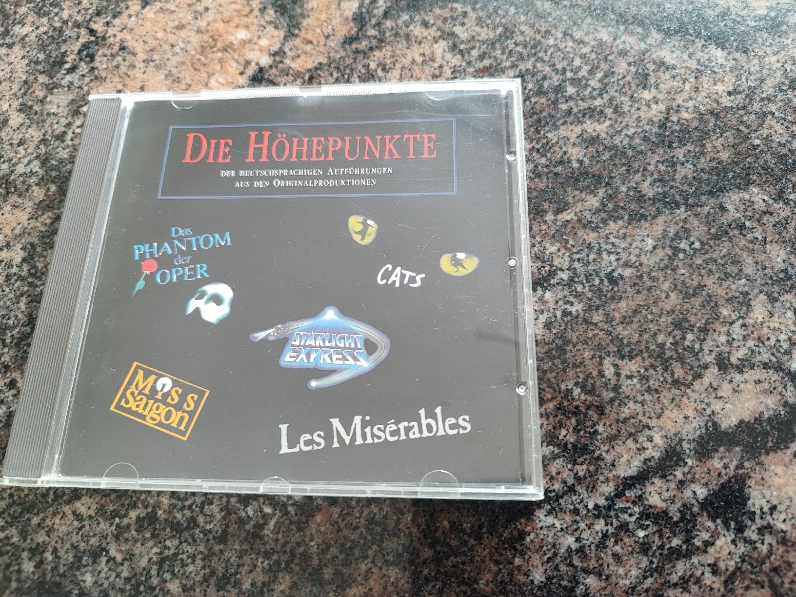 CD: CD mit bekannten Musical-Liedern – Usato da Madiswil venduto da marmotte63 6
