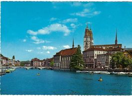AK Zürich mit Grossmünster, Wasserkirche und Helmhausbrücke