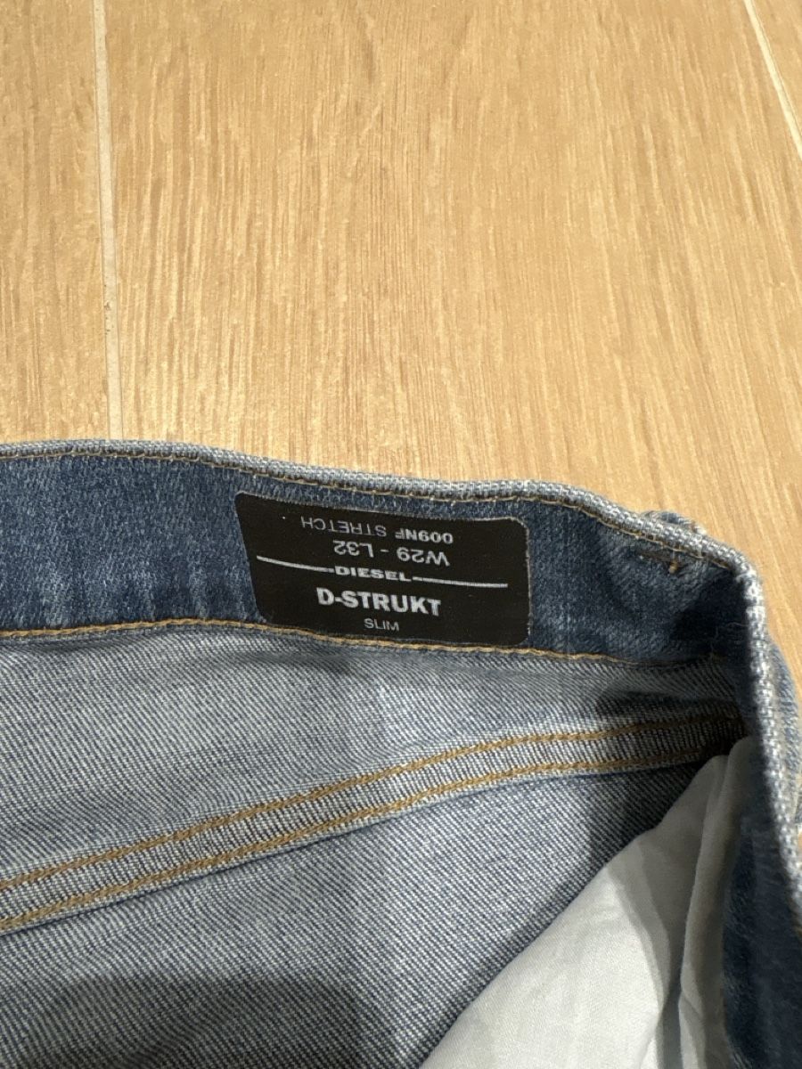 Diesel Jeans: Jean slim D-Strukt stretch W29-L32 – Usato da St-Légier-Chiésaz venduto da melissa03 1