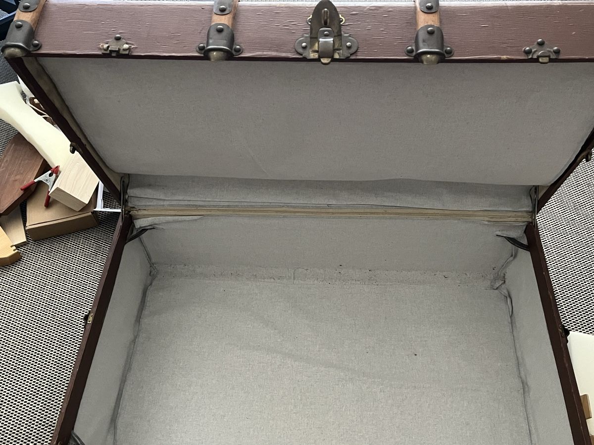 Valises de voyage: Antiker Koffer – D'occasion à Starrkirch-Wil par Sejjllam 1