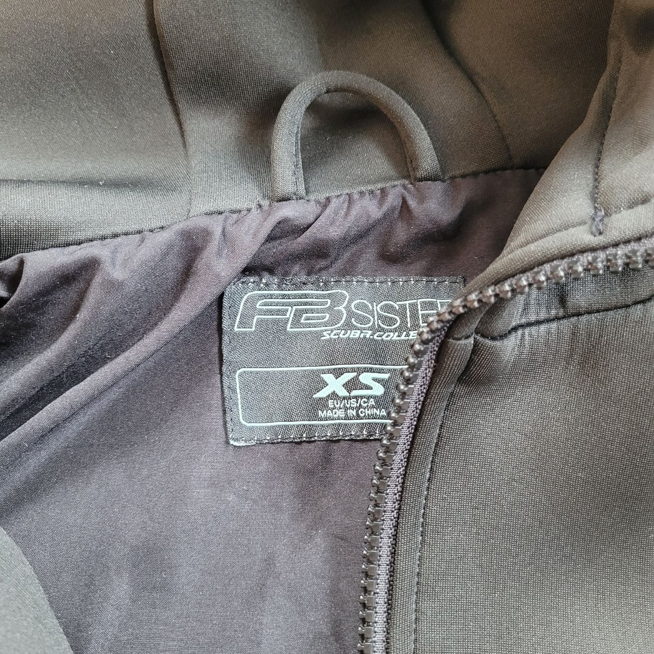 Jacken: Softshelljacke schwarz XS – Gebraucht aus Niederbuchsiten von klengyel 4