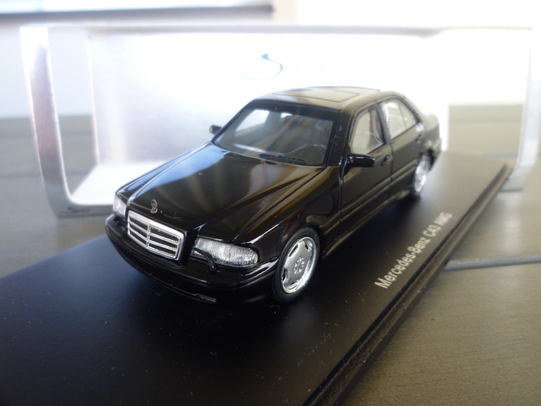 Modellini d'auto: Mercedes-Benz C43 AMG – Nuovo e nell'imballaggio originale da Flawil venduto da Imperiosud 5