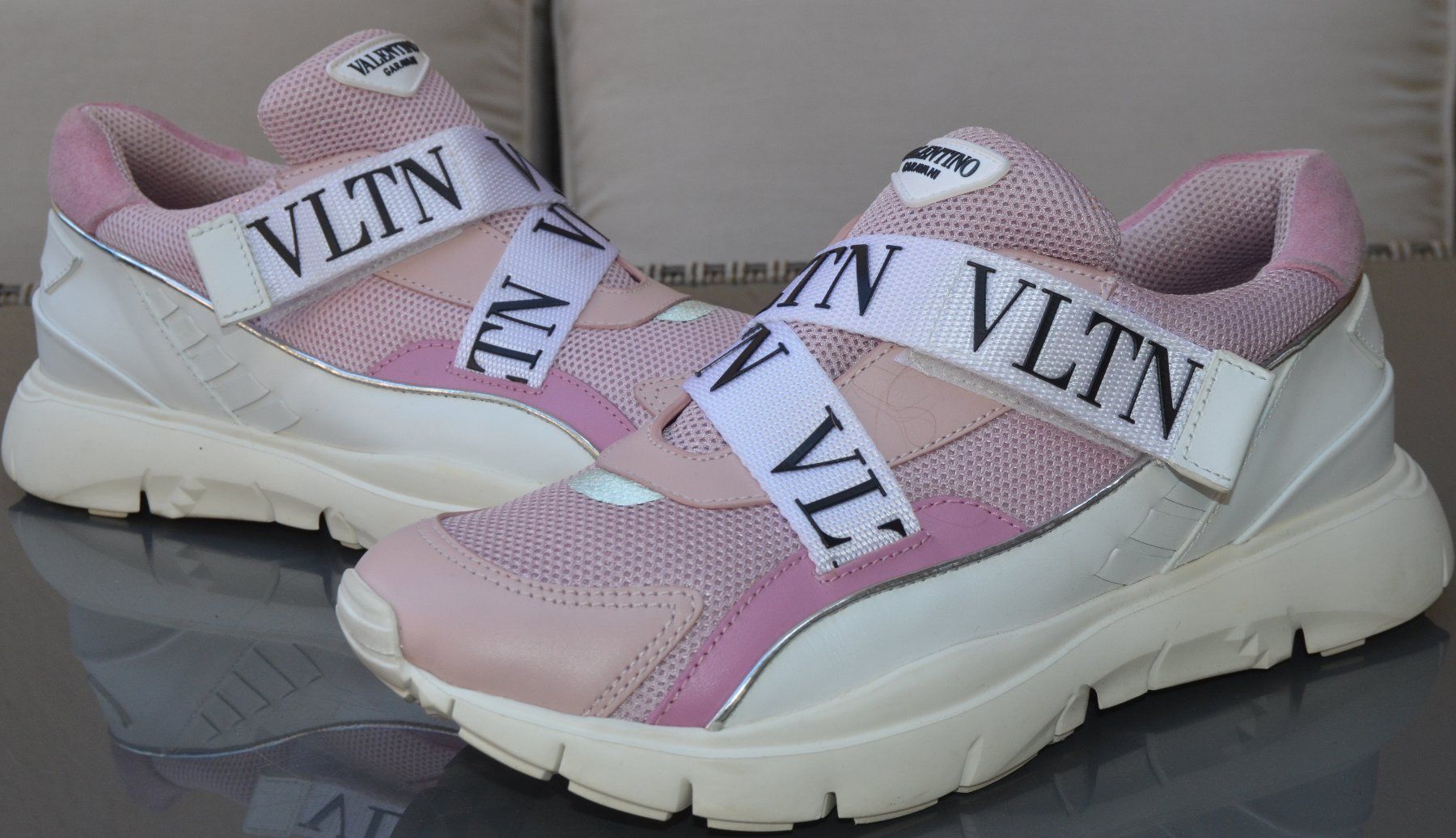 Valentino Scarpe da donna: Valentino Sneakers 38.5 – Usato da Collonges venduto da arashee 3