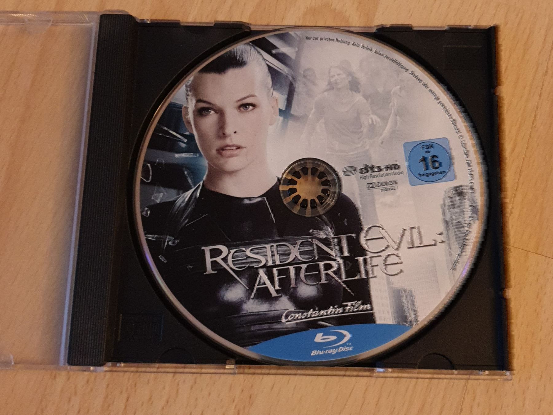 Tutti i DVDs: Resident Evil: Afterlife (2010) – Usato da Pfungen venduto da Whitie