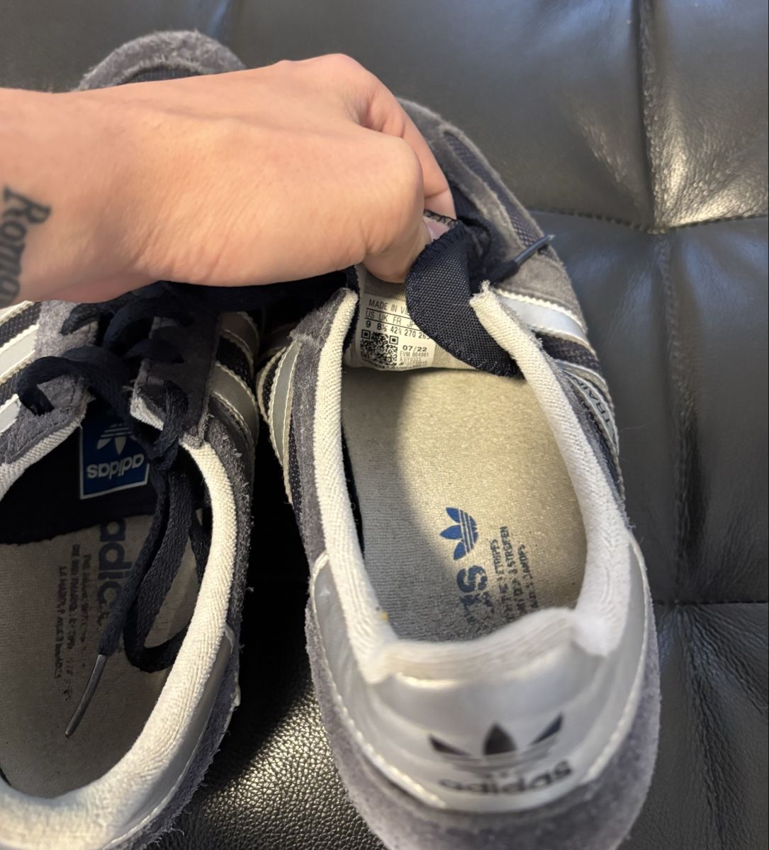 Adidas Scarpe da uomo: Adidas Trainer Blau – Usato da Chur venduto da Cuteclothes7k 2