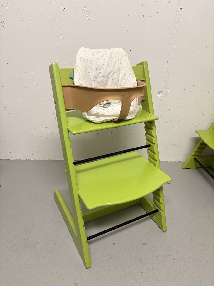 Stokke Seggioloni: Tripptrapp inkl kissen & babyset – Usato da Oberglatt ZH venduto da restverkauf_zh
