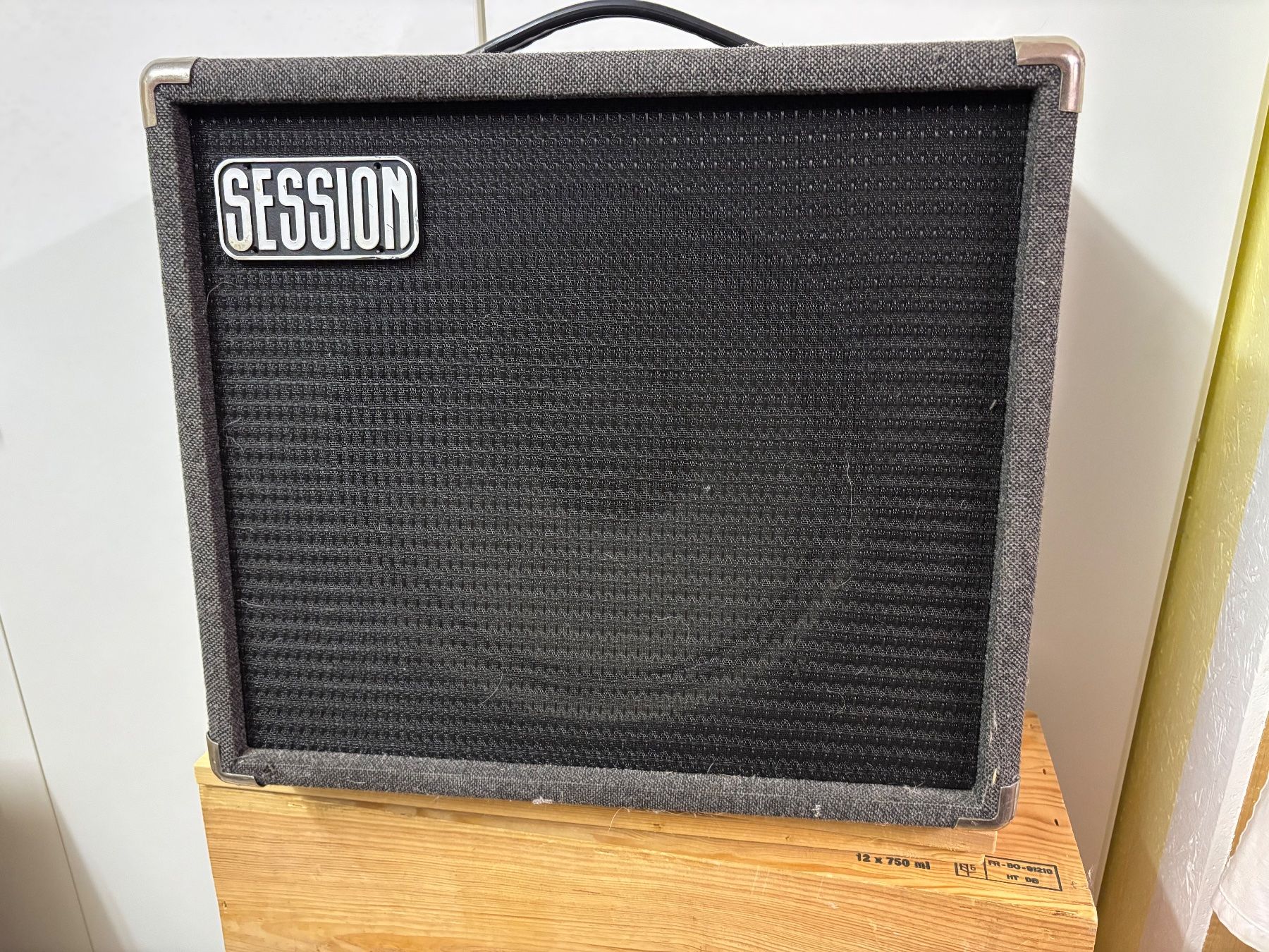 Amplificatori: Session Rockette 30 Gitarrenverstärker – Usato da Therwil venduto da f5mj8