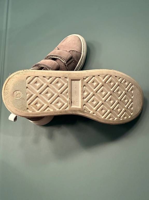 Chaussures garçon: Hochwertiger Kinderschuh Gr 33 – D'occasion à Hirzel par IJ8810 3