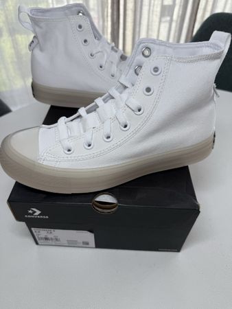 Converse Chuck Taylor All Star Lift, Gr.38, Neu, Weiss