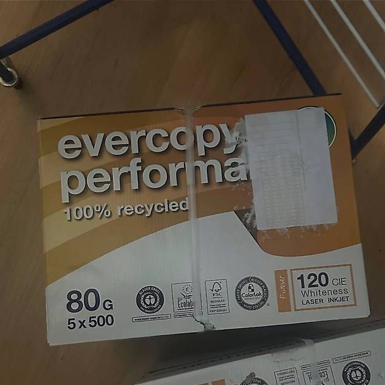 Papiere: cartons 2500 feuilles - Papier  – Neu und originalverpackt aus La Chaux-de-fonds von ccjp 2