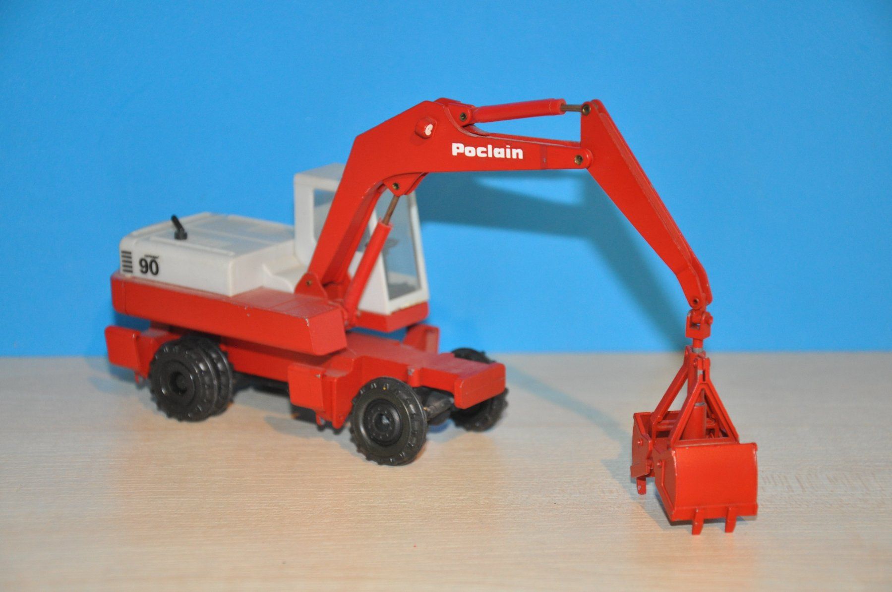 Kits de montage: POCLAIN 90 Mobilbagger – D'occasion à Mitlödi par worker04 3