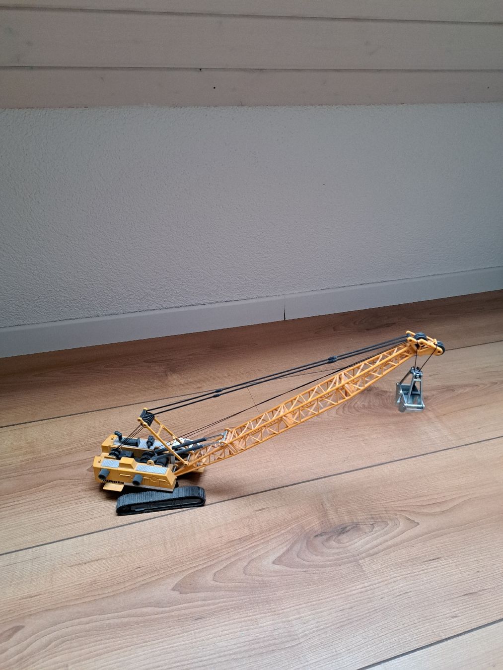 Liebherr Kit di modellismo & Modellini statici: Liebherr Modelkran,siku 3536 – Usato da Wiesendangen venduto da laedi07 1