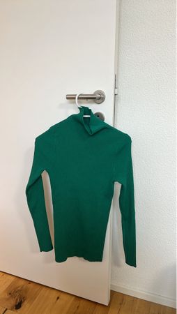 Grüner Rippstrickpullover Gr. S