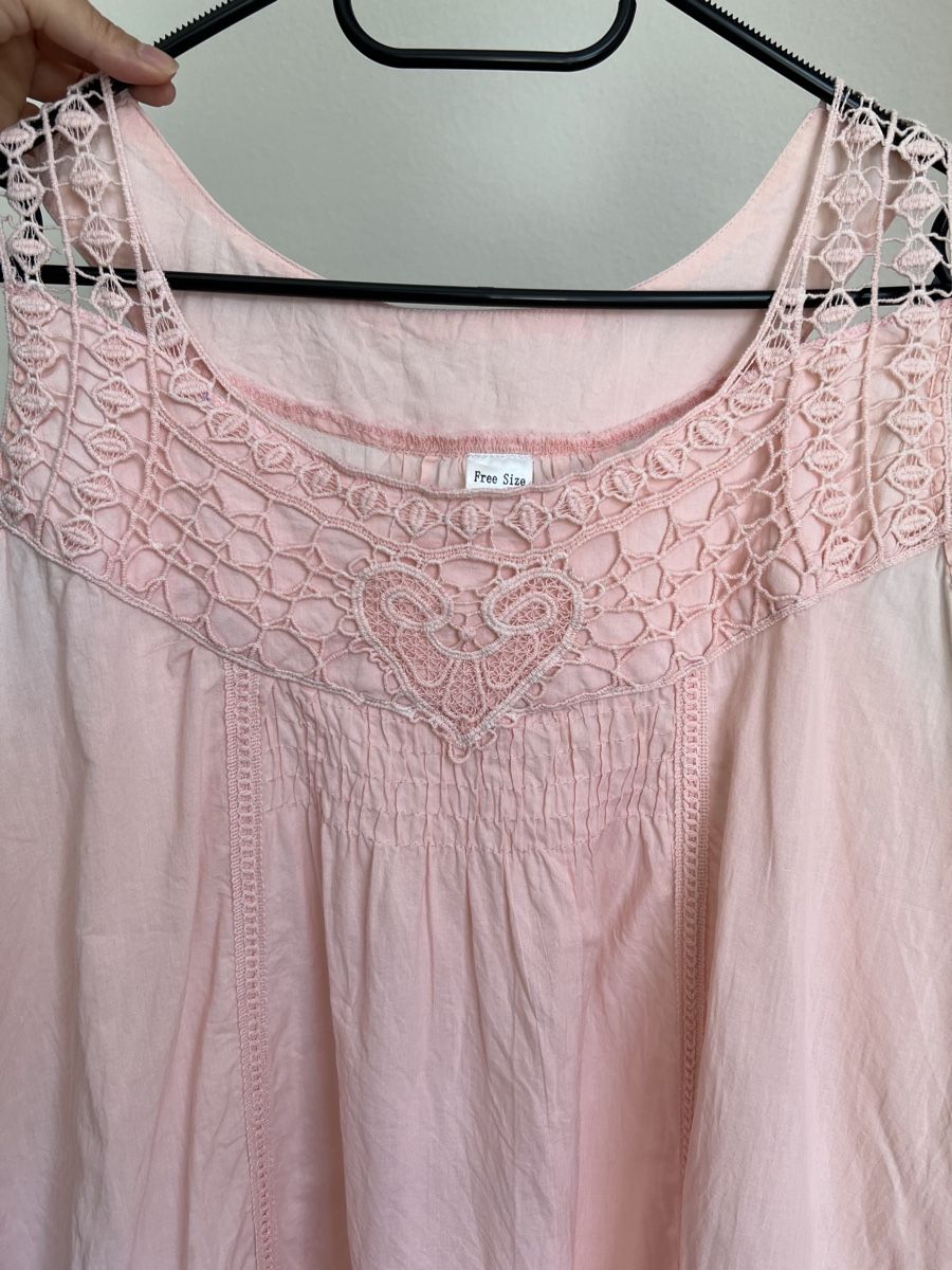 Vestiti: Pink vintage dress 1 size – Usato da Zürich venduto da dor_9l9g 3