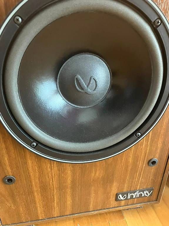 Infinity Lautsprecher: 4 Studiomonitore mit Power, zwei davon sind Infinity – Gebraucht aus Heimberg von Bumerang02 2