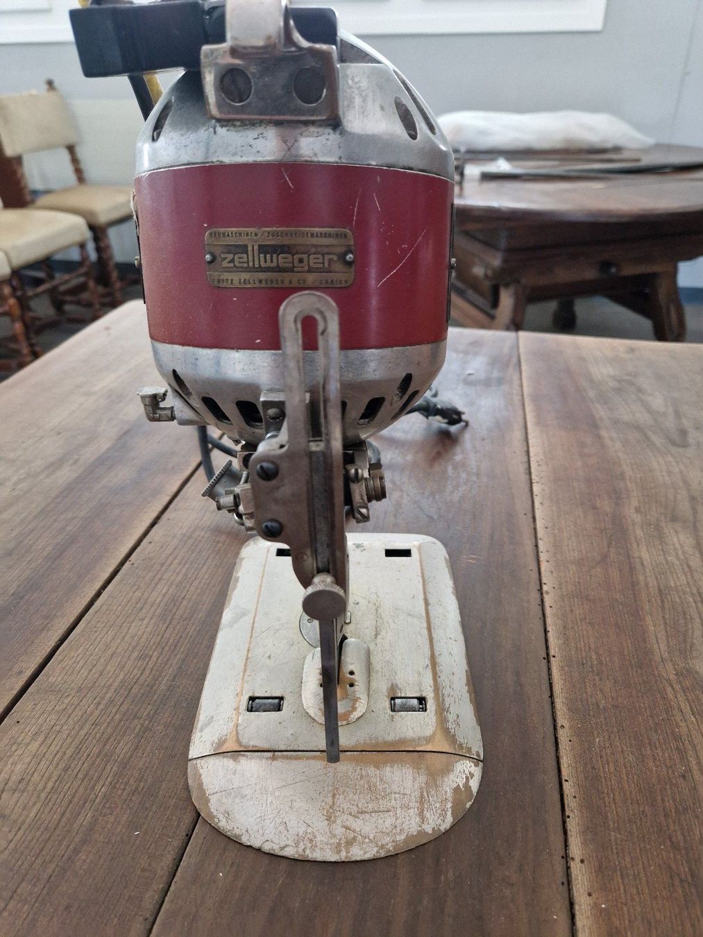 Tutte le macchine: Stoffschneidemaschine Eastman Class 155, CH – Usato da Kreuzlingen venduto da stella109 1