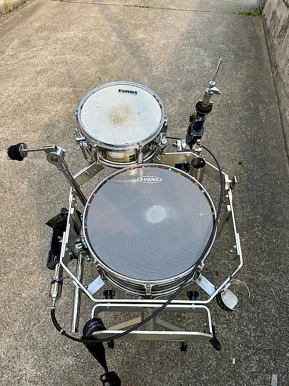 Instruments de musique: Hi-Hat-Schlagzeugwagen – D'occasion à Niedergösgen par heatking 2