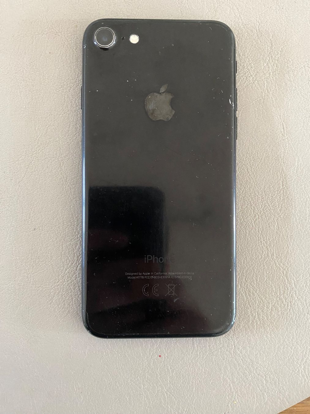 Apple Telefoni cellulari / Smartphones: iPhone 7 – Difettoso da Adliswil venduto da Busys 1