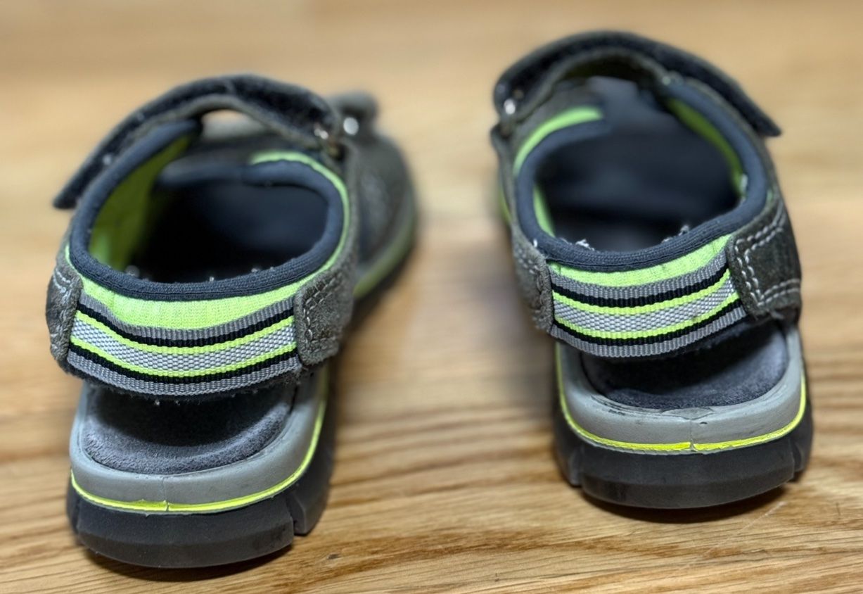Primigi Scarpe per ragazzi: Kinder Sandalen, Grösse 26 – Usato da Schlieren venduto da Alexander2010 2