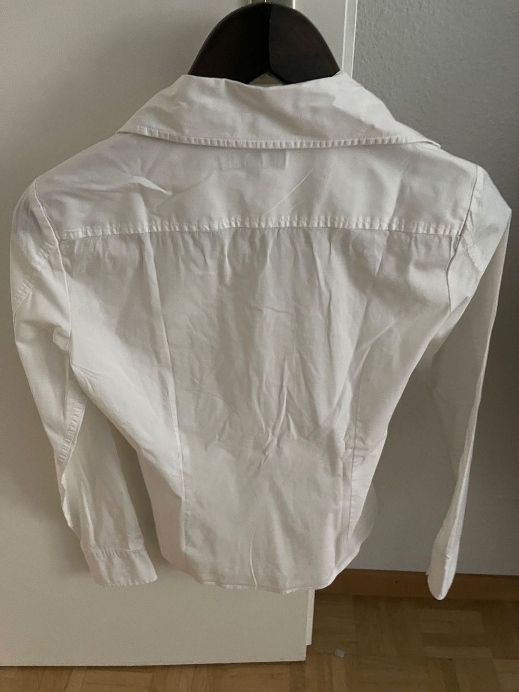 Blusen: Elegante weisse Forecast Damenbluse – Gebraucht aus Zürich von Kia78 1