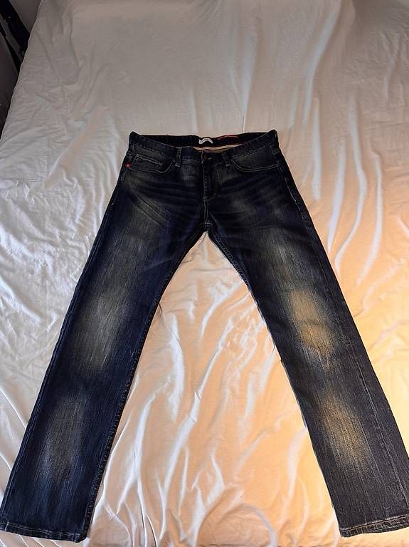 Jeans: Blaue Jeans S.Oliver – Usato da Regensdorf venduto da Jazmyn307